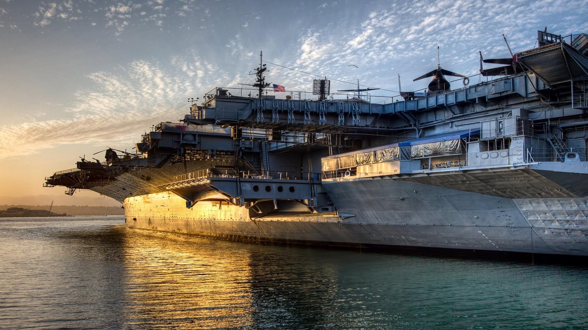 热刺门将洛里神勇扑出点球,助球队取胜,热刺门将洛里骨折