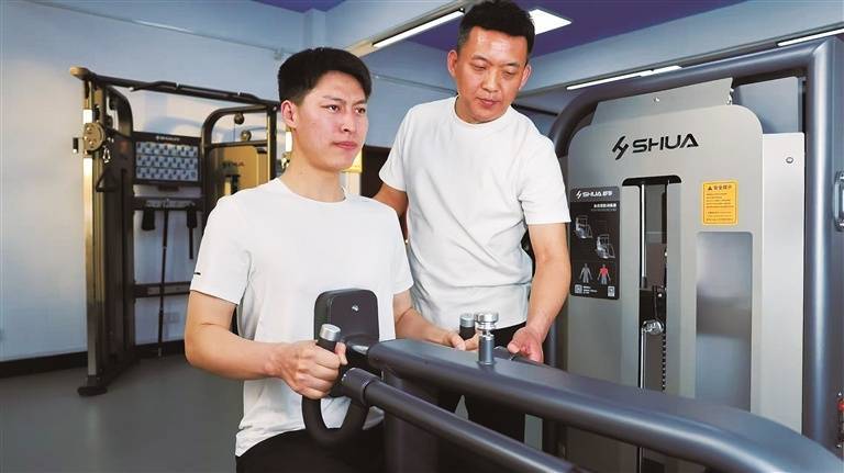 社区支持对青少年体育的推动作用
